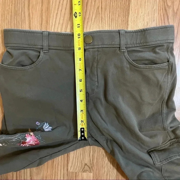 MATILDA JANE Camp Scouts Honor Pants Size Large L Embroidered Stretch Green - Picture 7 of 9